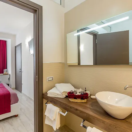 Sette Colli Gasthof 4*