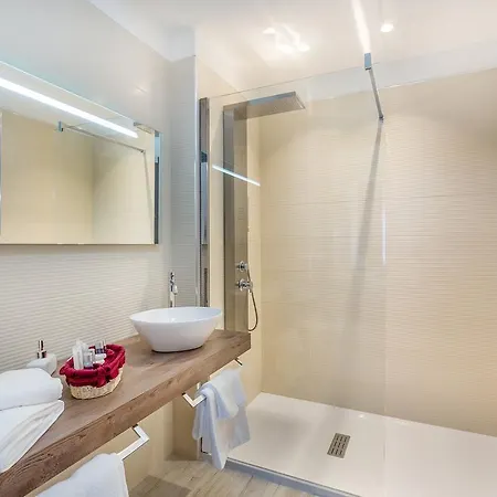 Konukevi Sette Colli 4*